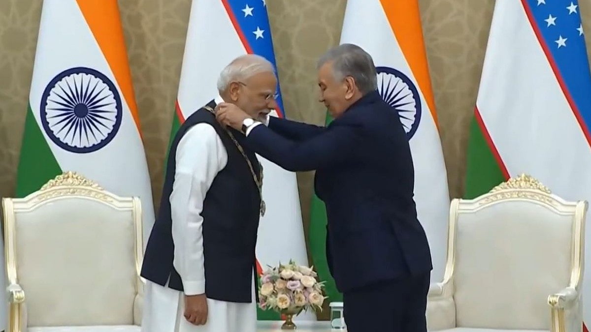 PM Modi Receives Uzbekistan’s Highest Honour, Adds to Growing List of Global Awards