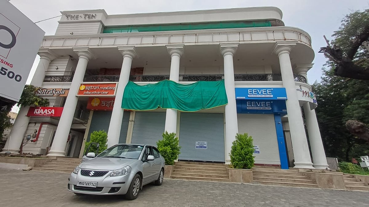 From Chai-Leela To Fitness Clubs—Bhopal’s Popular Spots & Stores Either Sealed Or Voluntarily Shut Amid BMC Action On Commercial Activities In Residential Areas| VIDEO