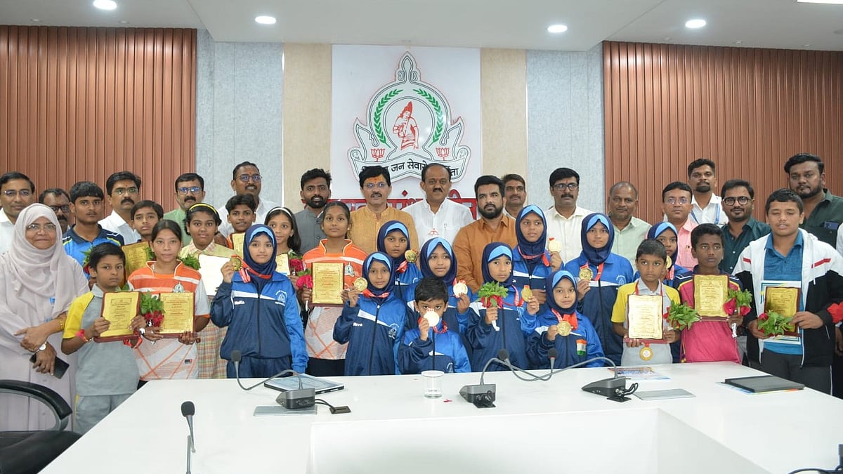 Chhatrapati Sambhajinagar: CSMC Honours Municipal School Athletes On National Sports Day