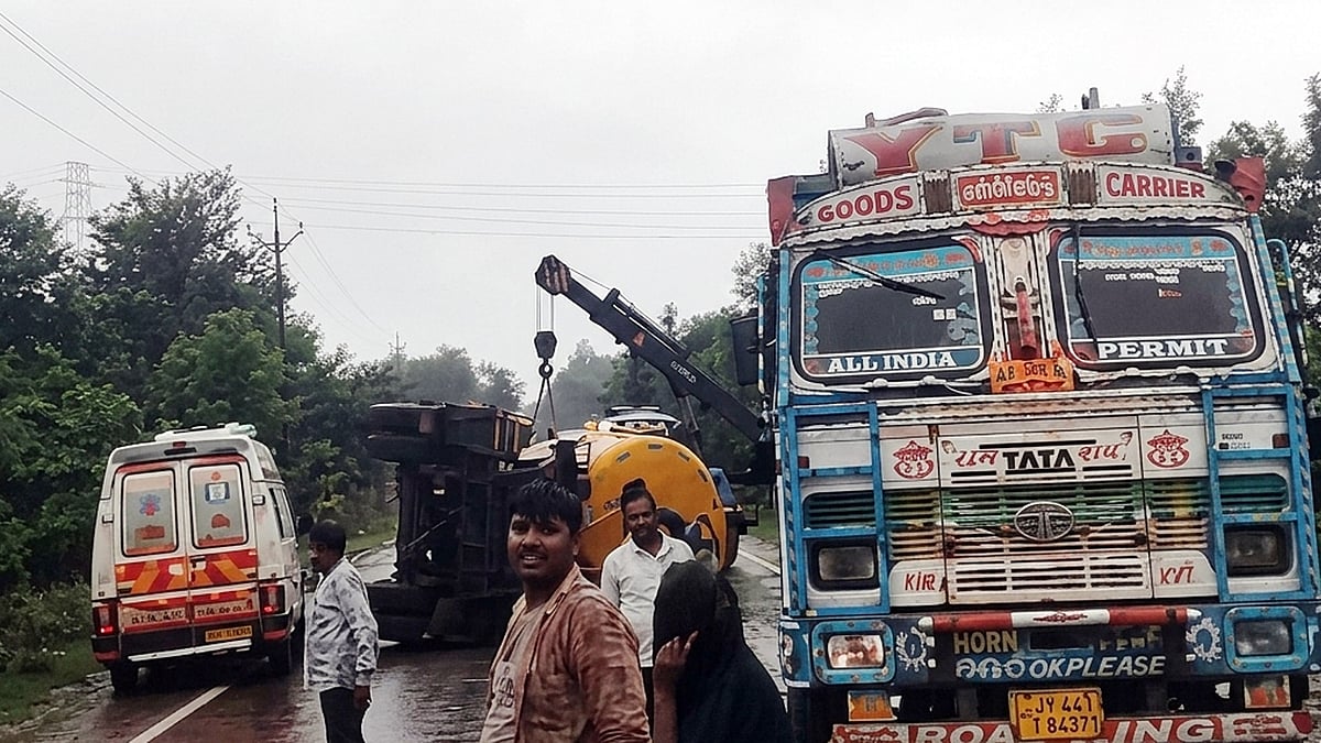 5 Dead, 20 Injured In MP’s Rewa As Bus, Bulker Collide On Rain-Slicked Highway