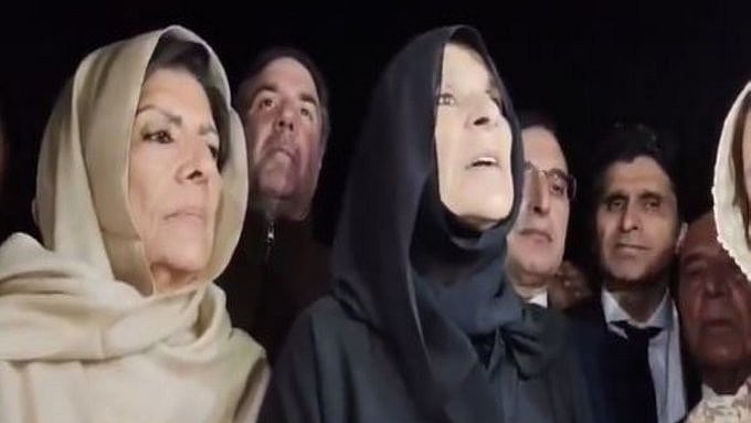 Imran Khan's Sister Files Contempt Plea In Pakistan SC Over Alleged Violation Of Family Meeting Order