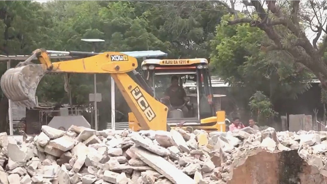 School Thik Karo: 'Buffalo Shed' School Demolished In Jaipur Where CJP Clash Took Place; ₹18 Lakh Rebuild Begins | VIDEO