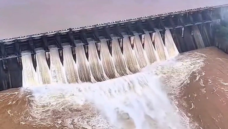 Bargi Dam Opens 13 Gates After Heavy Rainfall, Narmada Water Level Set To Rise | VIDEO