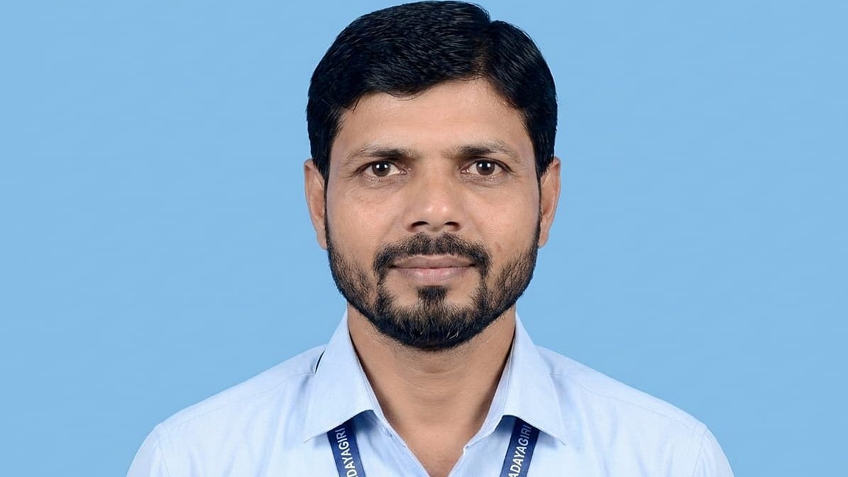 Teacher’s Day 2026 In Madhya Pradesh: Meet The Chalkboard Changemakers Turning Small-Town Dreams Into Big Success Stories