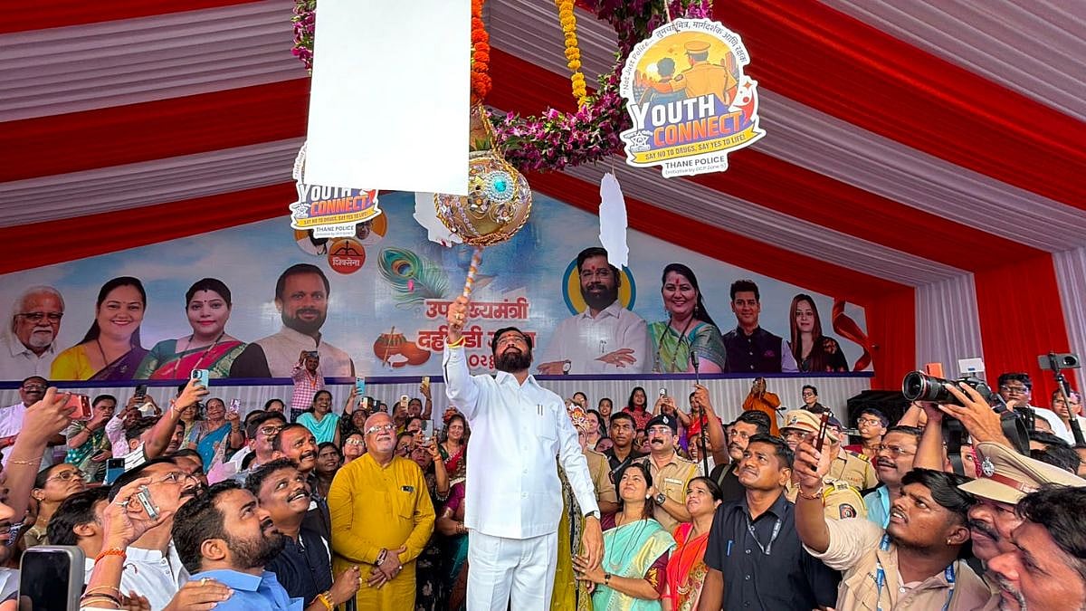 Thane Dahi Handi 2026: Deputy CM Eknath Shinde Breaks ‘Anti-Addiction Handi’ At Kopri, Urges Youth To Reject Drugs | VIDEO