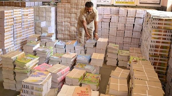 ₹393 Crore Mismatch Rings Alarm At Madhya Pradesh Textbook Corporation, Audit Seeks Special Probe