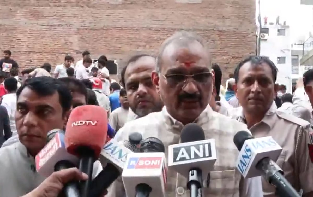 ‘Some Students Still Trapped, Making Calls’: BJP MLA As Rescue Ops Continue In Delhi