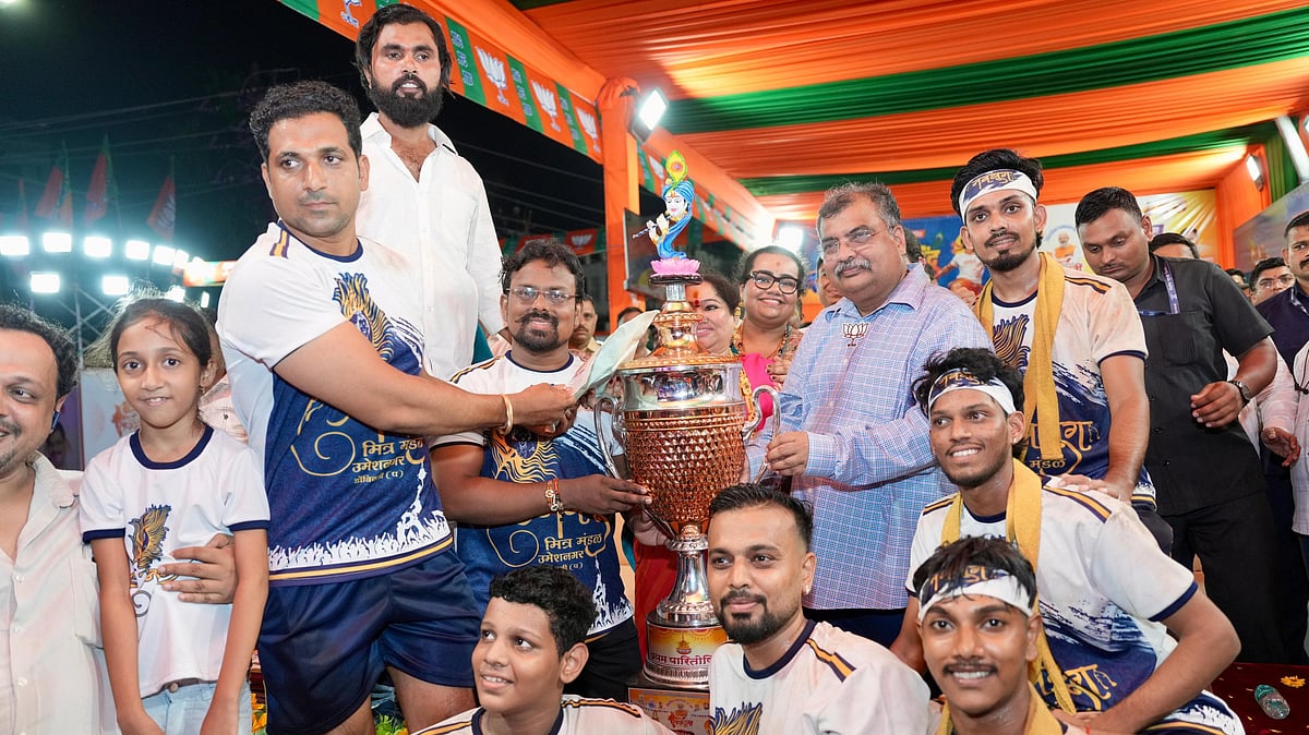 Dombivli Dahi Handi 2026: NavYug Govinda Pathak Wins Title After Lottery Selection At Grand BJP Event