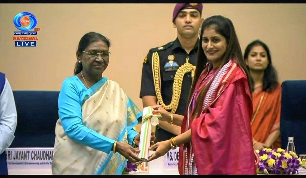 Nashik: From ‘Knowledge Walls’ To Sponsoring 150 Girls, Kunda Bachhav Honoured With National Teachers’ Award