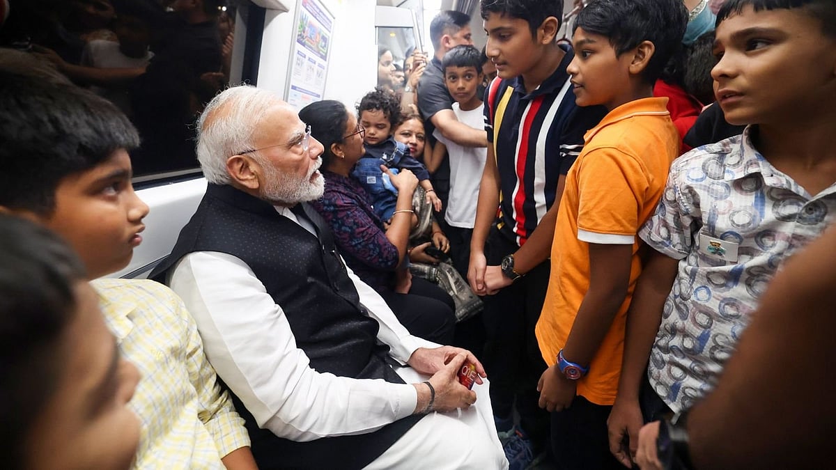 PM Modi On A Metro Ride! Prime Minister Shares Moments From SRCC Journey; Take A Look