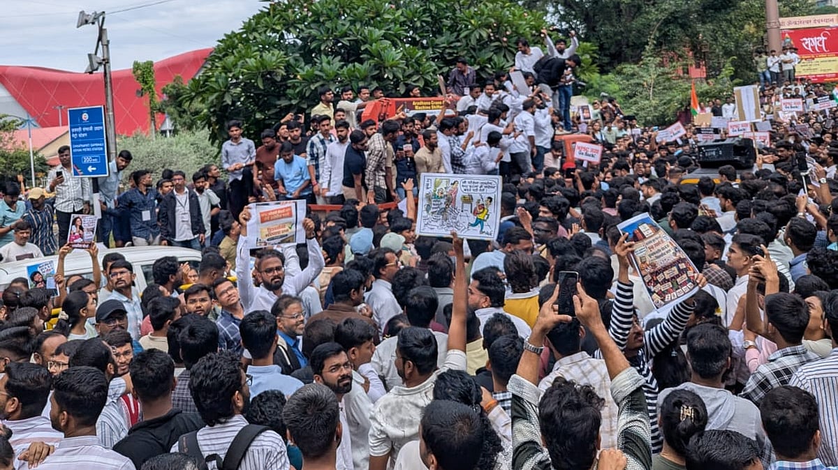 MPSC Protest In Pune: Thousands Demand Chairman, Secretary’s Resignation; Rohit Pawar, Supriya Sule Join Agitation