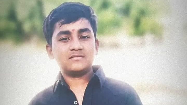 Beed: Class 10 Student Dies After Electric Shock From Table Fan