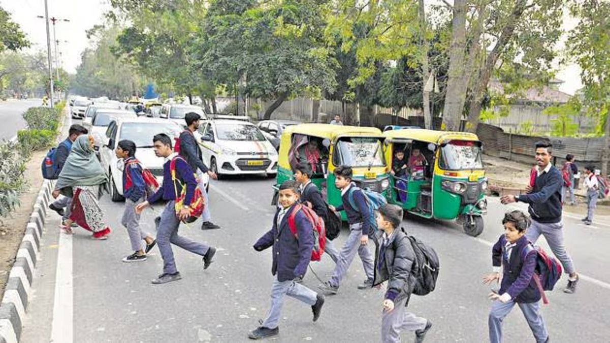 Delhi School Road Safety: 2 In 3 Students Cross Major Roads Alone; Study Flags Risks From Traffic, Crashes, Speeding And Harassment