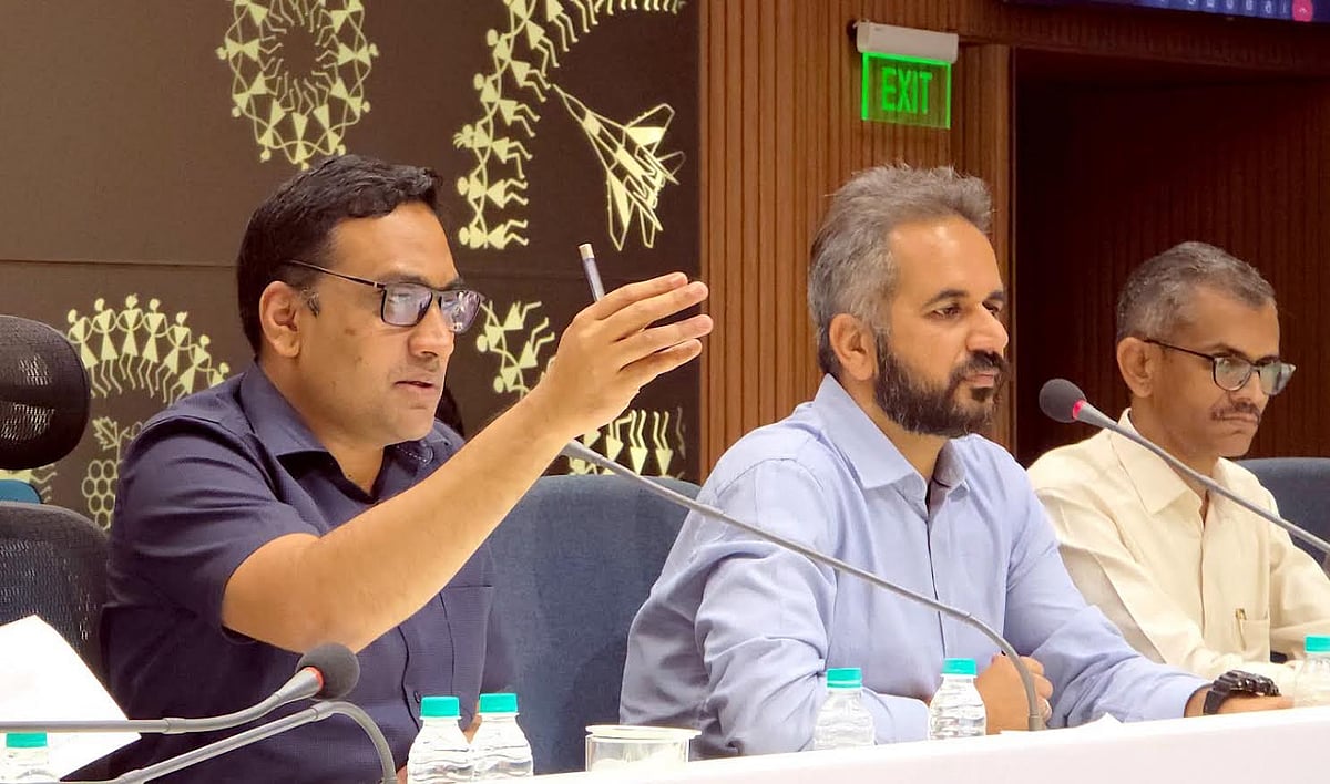 Nashik: Adjoining Districts Asked To Coordinate On Traffic, Healthcare, Sanitation Ahead Of Kumbh