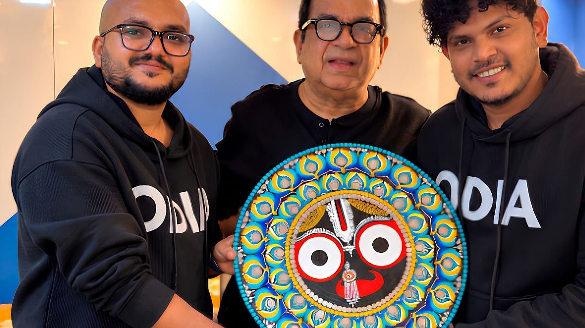 Hyderabad’s Odia Community Presents Shri Jagannath Memento To Guinness World Record Holder And Tollywood Legendary Actor Brahmanandam