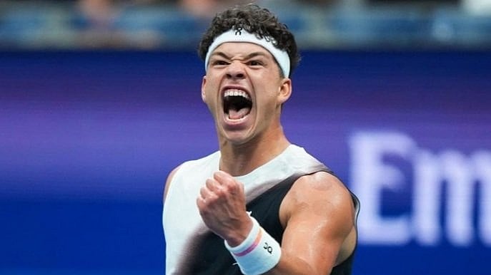 Upset Alert! Ben Shelton Knocks Out Defending Champion Carlos Alcaraz In 5-Set Thriller