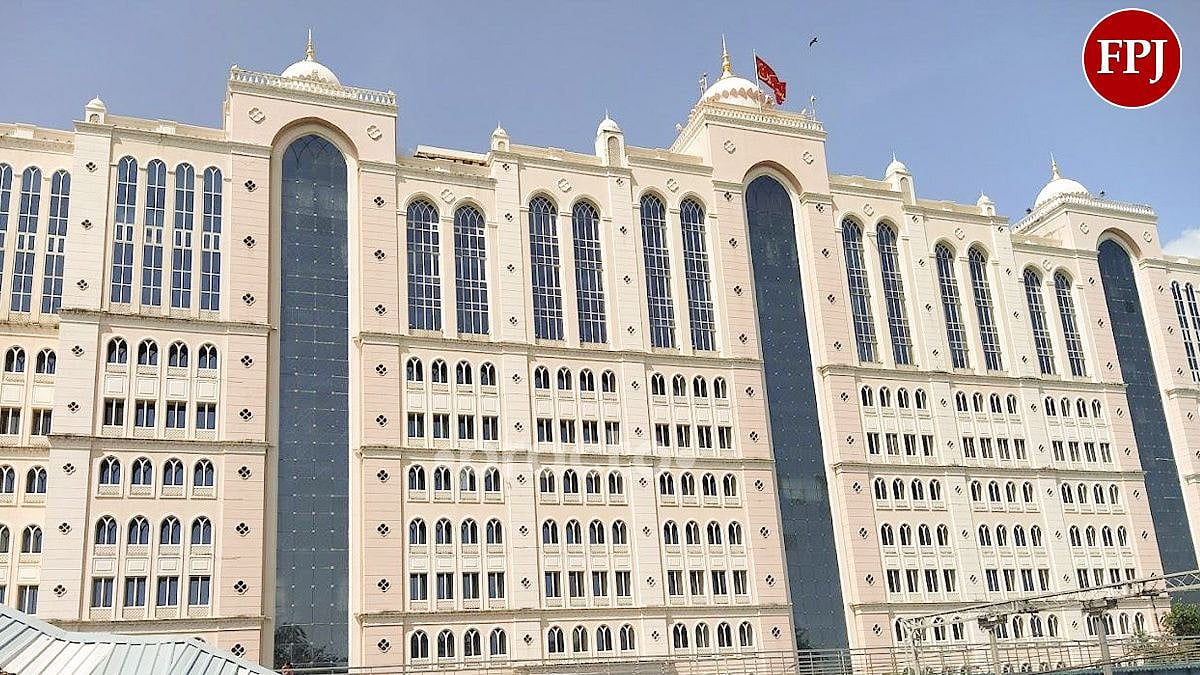 Mumbai's Saifee Hospital Files ₹125 Crore Defamation Suit Against Trainee Doctor Over Her Social Media Posts Alleging 'Harassment'