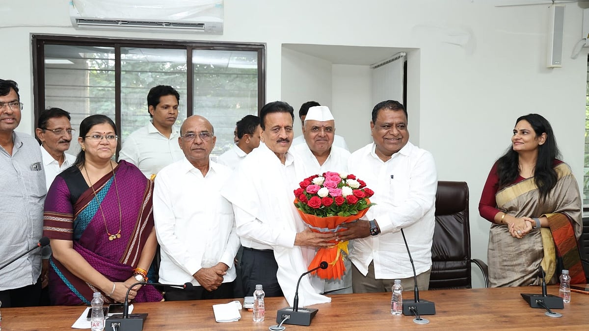 Nashik: Guardian Minister Girish Mahajan Visits MVP Society Office, Seeks Support For Kumbh Mela