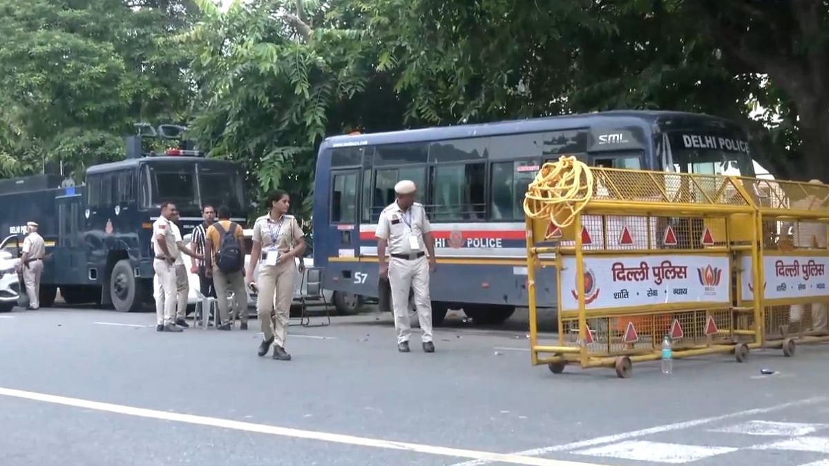 BRICS Summit 2026: Delhi Tightens Security With 15,000 Police, 500+ CCTV Cameras And Traffic Curbs Across 35+ Roads | Watch