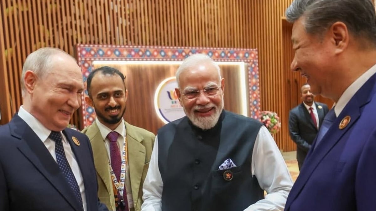 BRICS Summit 2026: Photo Captures Modi's Bonhomie With Putin, Xi As Trio In Single Frame Sends A Power Statement