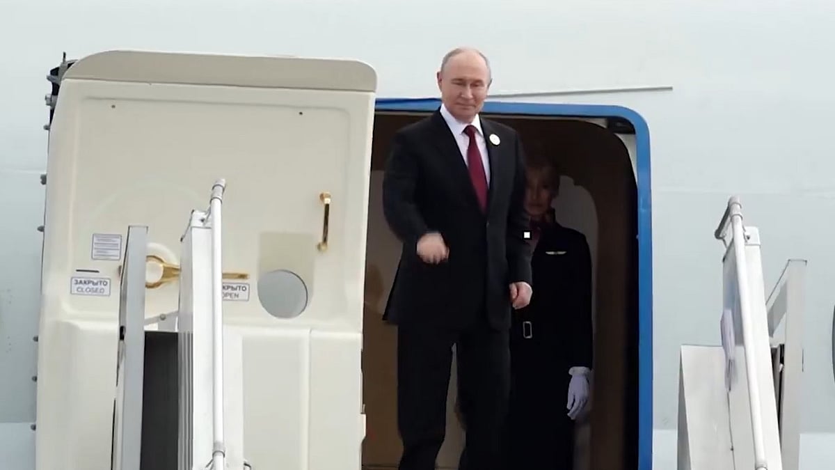 Putin Leaves Delhi After BRICS Summit, Says Russia Faces 30,000+ Sanctions | VIDEO 