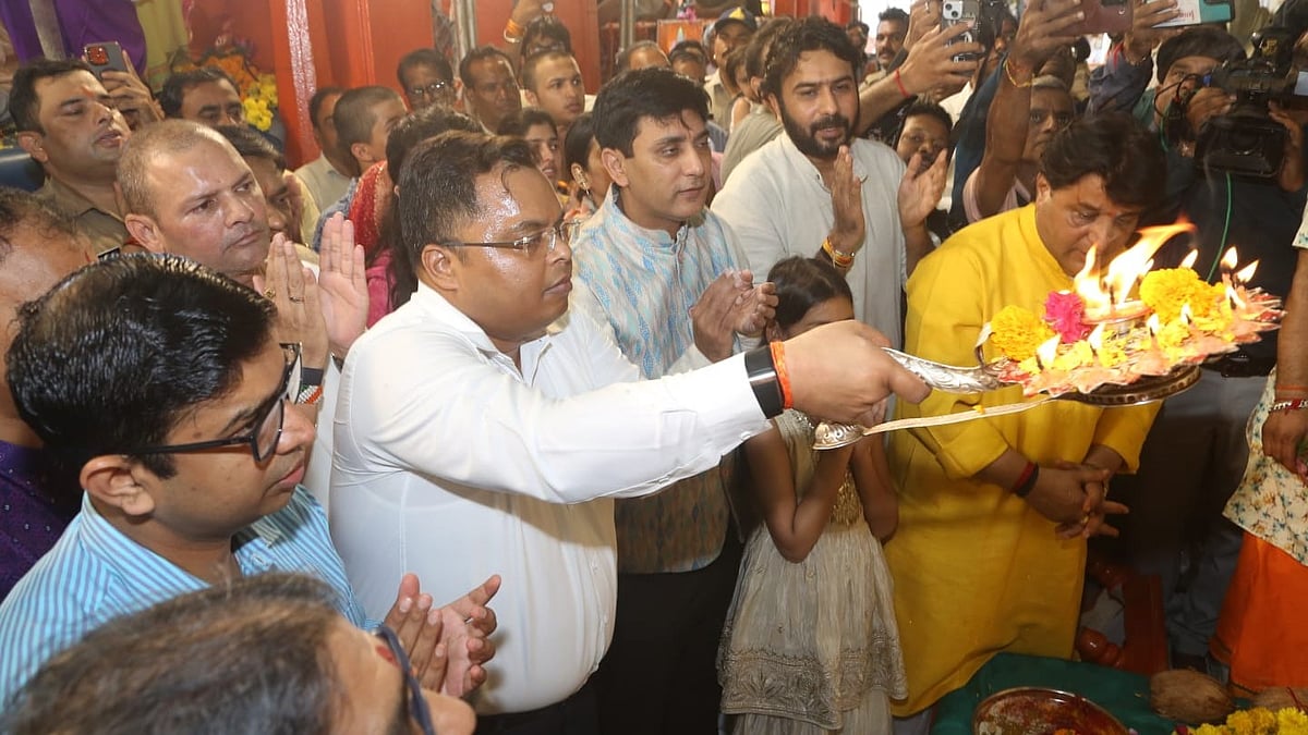 Ganesh Chaturthi 2026: Collector Shivam Verma Opens 12-Day Festival At Khajrana Ganesh Temple In Indore