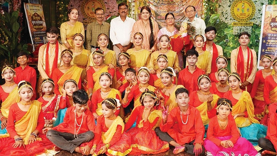 Sawan Folk Beats Bring Lucknow Stage Alive With Music & Tradition