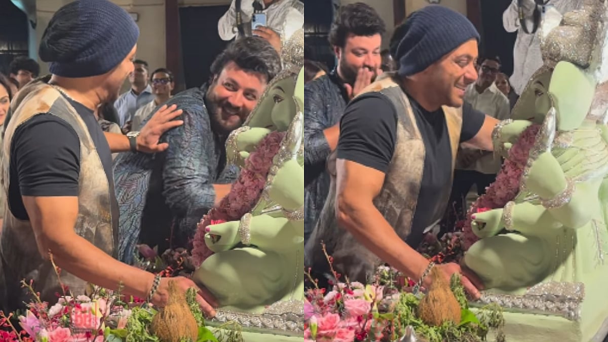 'Aur Kitna Wish Mangega?': Salman Khan Pulls Varun Sharma's Leg As He Takes His Time Seeking Bappa's Blessings During Ganpati Visarjan—VIDEO