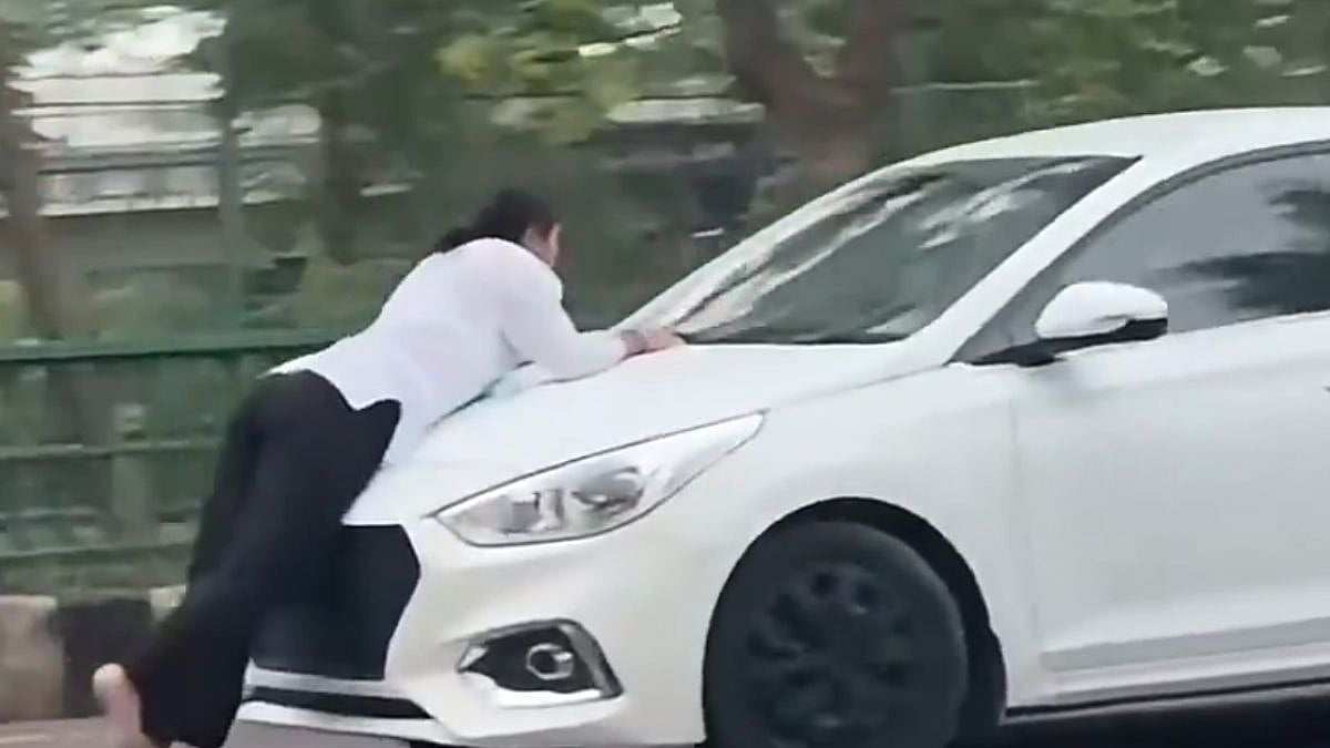 Lucknow Viral Video: Woman Clings To Car Bonnet As Cheating Boyfriend Tries To Flee