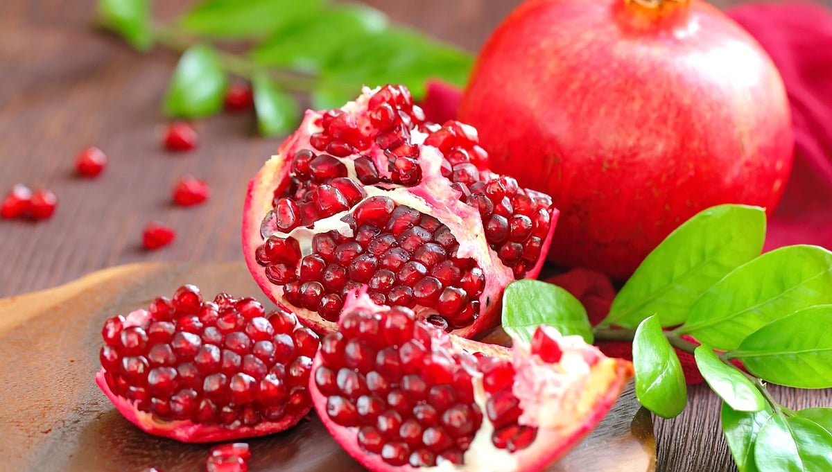 Pomegranate Benefits: Ayurvedic Home Remedies For Digestion, Skin And Everyday Wellbeing