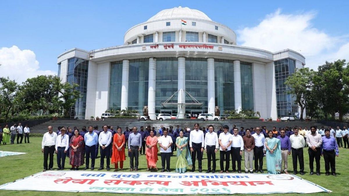 Navi Mumbai: NMMC Launches 'Seva Sankalp Abhiyan' With Giant Human Rangoli Of Swachh Bharat Logo