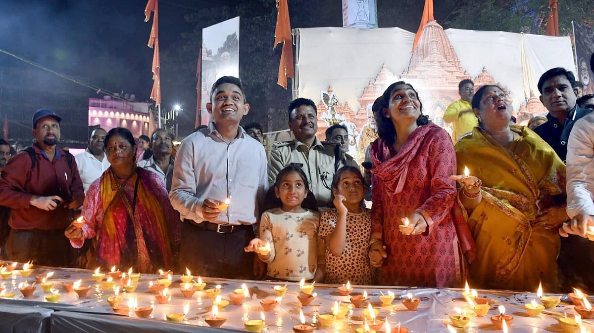2.5 Lakh ‘Aashirwad Ka Diyas’ Illuminate Bhopal On PM Modi’s 76th Birthday
