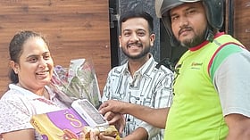 Customers queue overnight as iPhone 18 Pro and Pro Max launch in India; some get home delivery