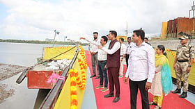 Thane Ganeshotsav 2026: Additional Municipal Commissioner Nitin Rathod Inspects Gauri-Ganpati Immersion Ghats