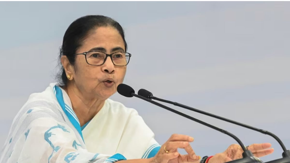 Mamata Banerjee's New Party Identity And 'Football Player' Symbol Hand Her A Subtle Brand Messaging