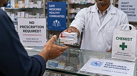 Mumbai consumers report chemists rarely refuse medicines without prescriptions, survey finds