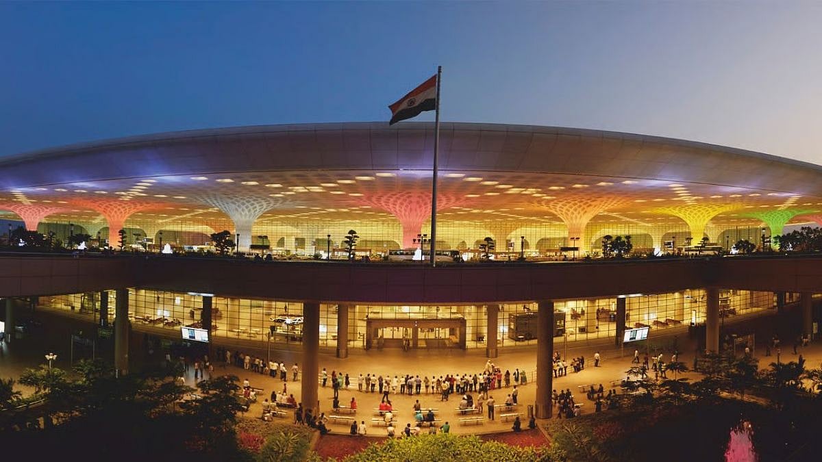 Mumbai Airport Drama: Pune Businessman Makes Up Immigration Story To Hide Female Friend From Wife, Triggers Kidnapping FIR