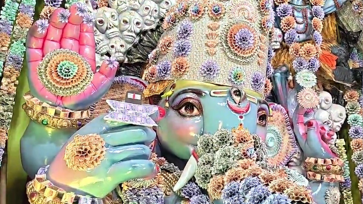Telangana Temple Ganesha Idols Adorned With ₹2.90 Crore In Currency Notes - VIDEO 