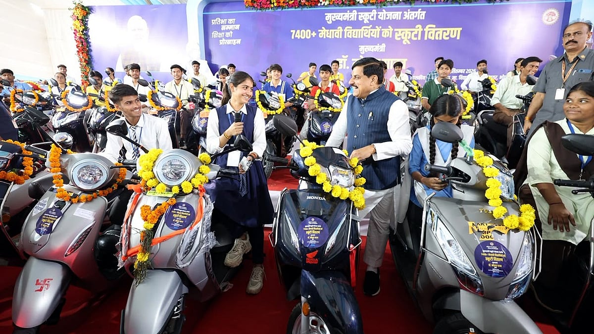 Over 7,400 Meritorious Students Receive E-Scooty Assistance Across Madhya Pradesh