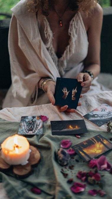 Weekly Tarot Predictions: Tarot Card Reading From September 21-27, 2026 For All Zodiac Signs