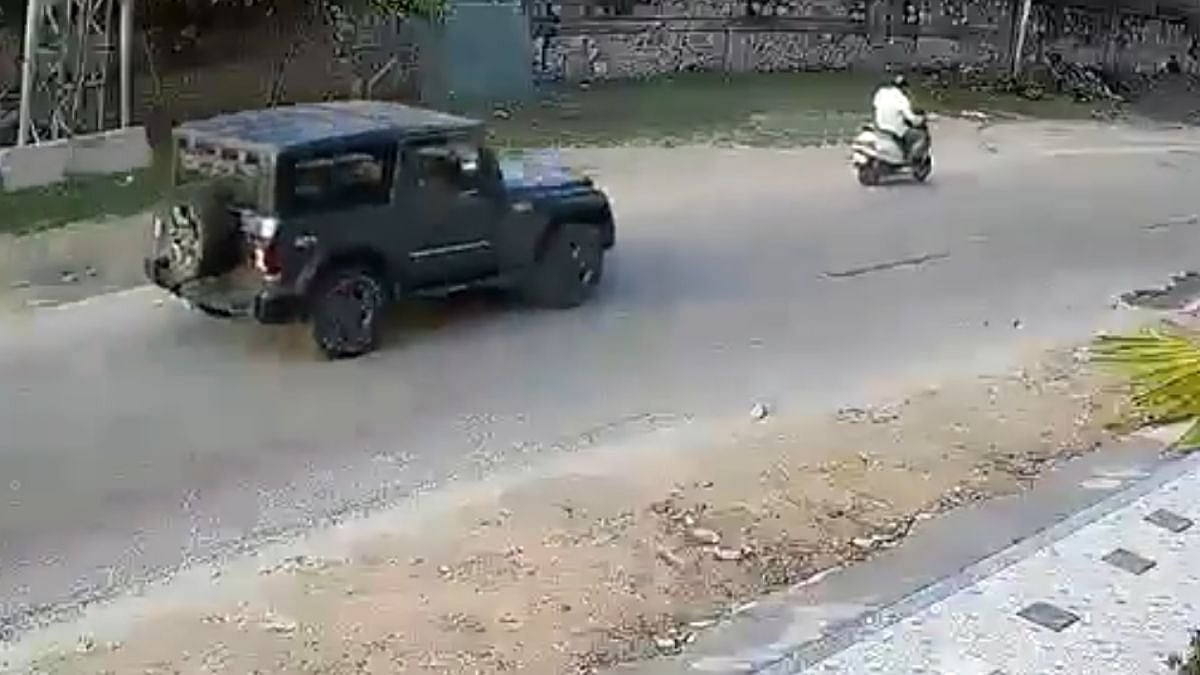 Jaipur Hit-And-Run: 57-Year-Old Dairy Operator Killed After Speeding Thar Rams Scooter | Video