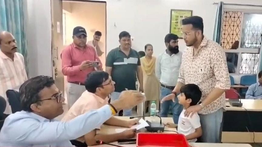 Five-Year-Old Seeks Eco-Friendly Ganesh Idol Immersion Site In MP’s Dhar