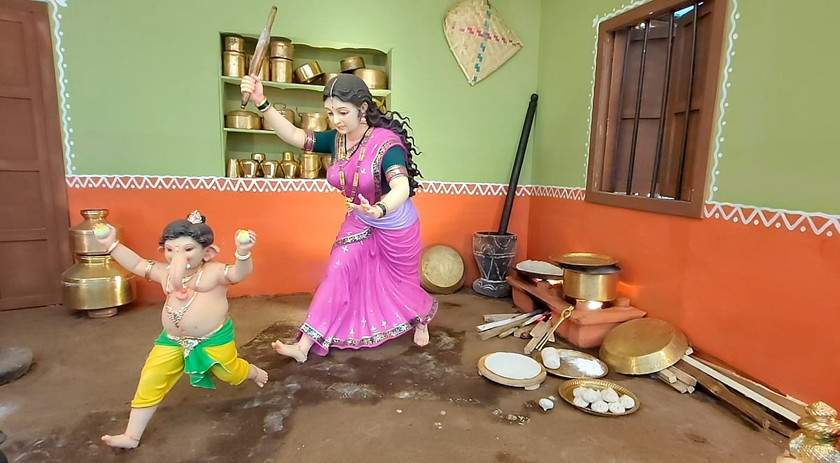 Bhiwandi Ganeshotsav Tableau Showcases Ganesha-Mooshak Modak Scene, Heritage Conservation And Social Service