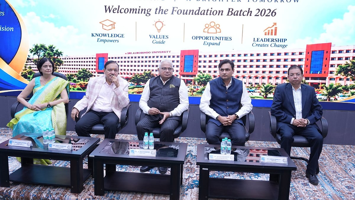 Human Qualities Matter Even In AI Age, Raghu Raman Tells Students In Indore