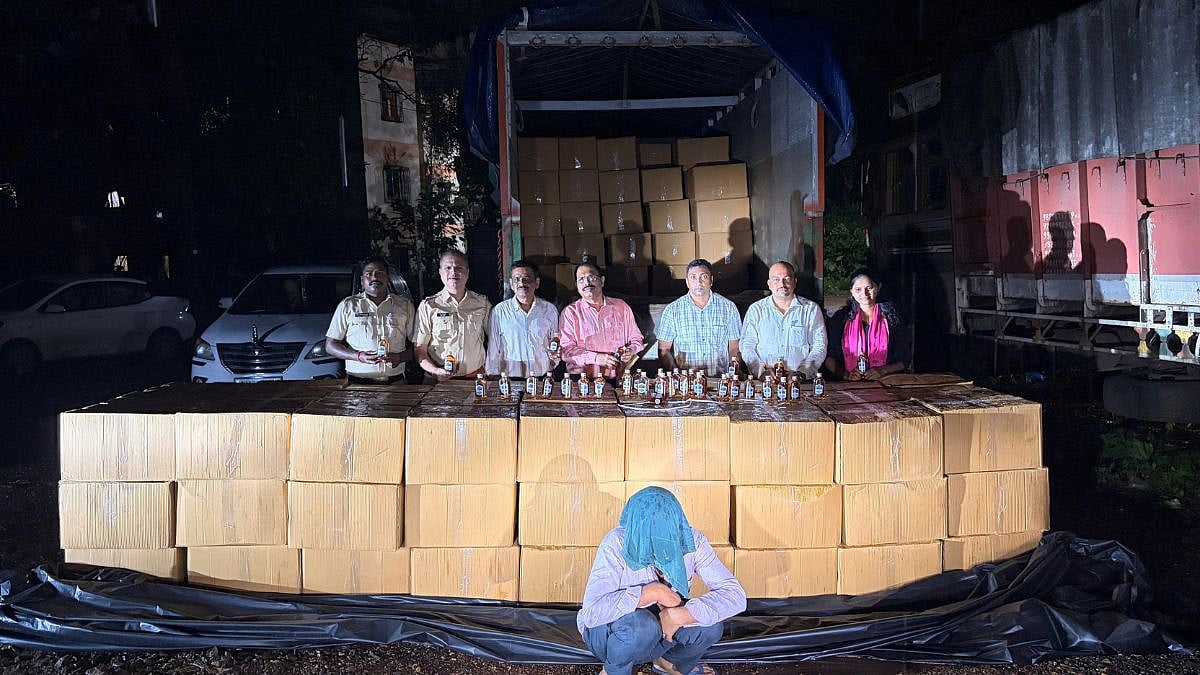 Maharashtra Crime: Goa-Made Liquor Worth ₹1.49 Crore Seized From Truck At Kemburli In Raigad’s Mahad Taluka, Driver Arrested