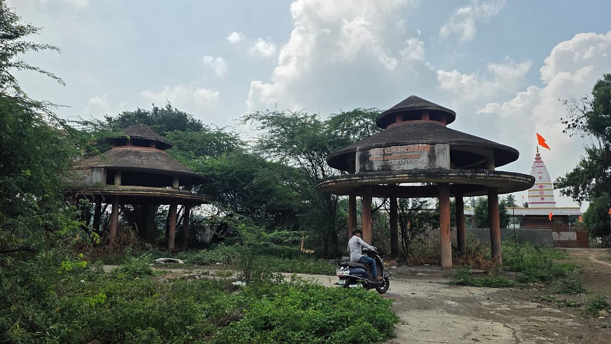 Beed Activists Flag Encroachment At Hindu Crematorium