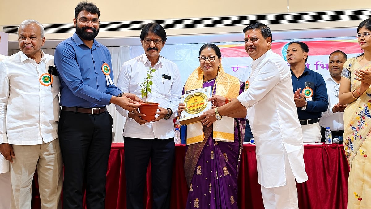 Bhiwandi MP Suresh Mhatre Felicitates Teachers, Says Educators Shape Nation’s Future