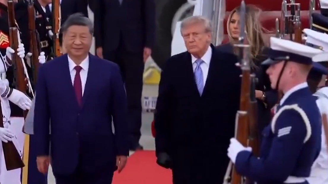 US President Donald Trump Personally Welcomes Chinese President Xi Jinping At Airport Ahead Of Talks In Washington | Video