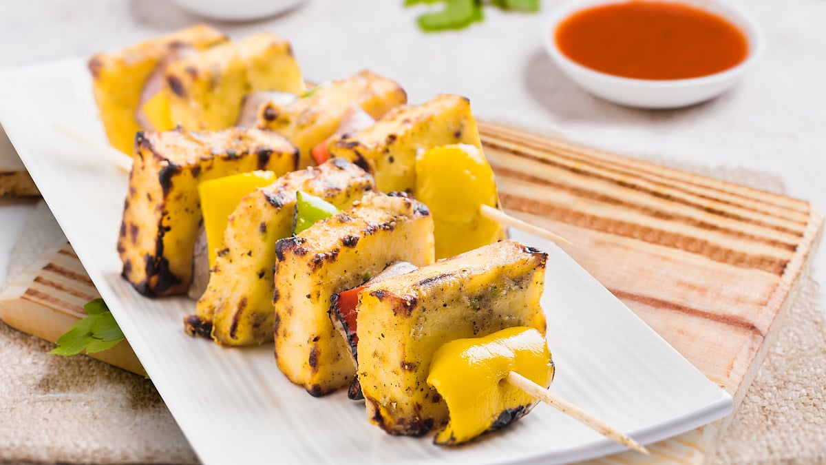 FSSAI Proposes Restrictions On ‘Paneer’ Label For Substitute Non-Milk Analogue Products; Here’s What Will Change