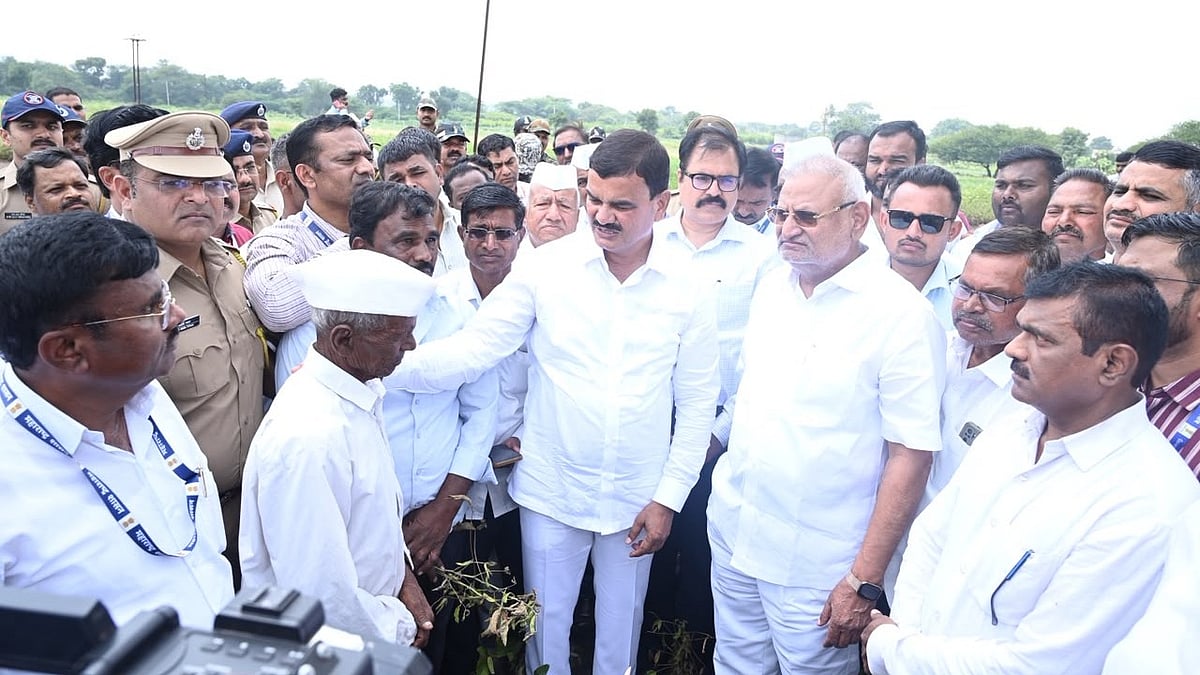 Maharashtra Dry Spell: Govt To Prioritise Crop Insurance, Loan Waivers For Affected Farmers